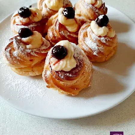 Donatella Bed & Breakfast 4*