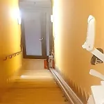 Donatella Nocleg ze śniadaniem 4*
