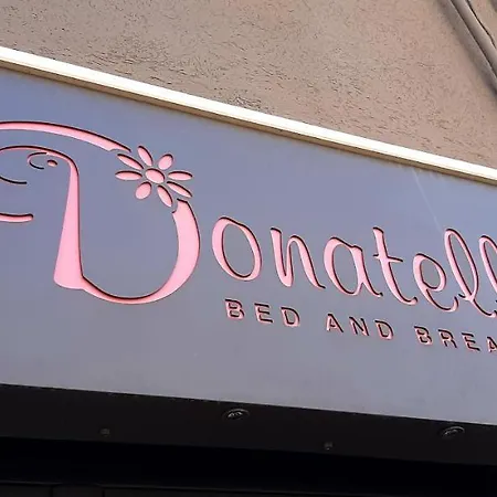 Donatella Frühstückspension 4*